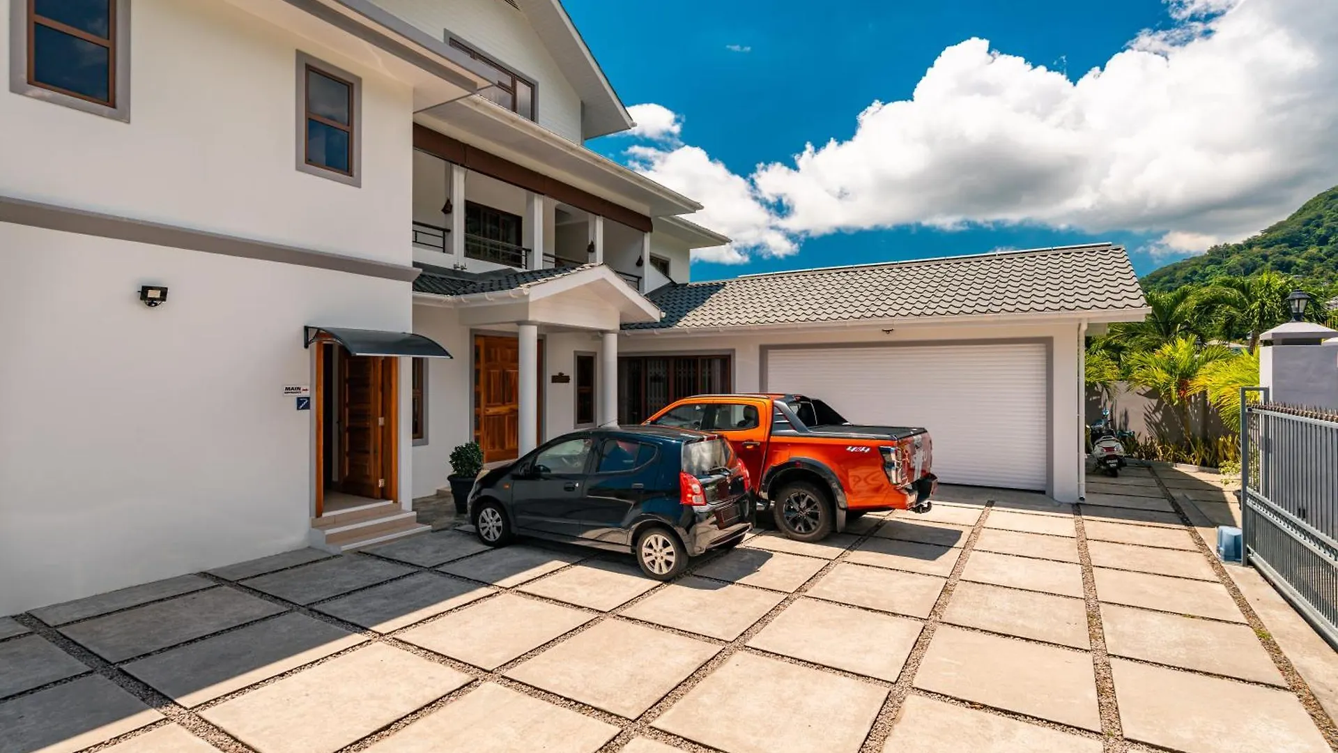 D'Offay Seaview Apartments Beau Vallon   Beau Vallon (Mahe)