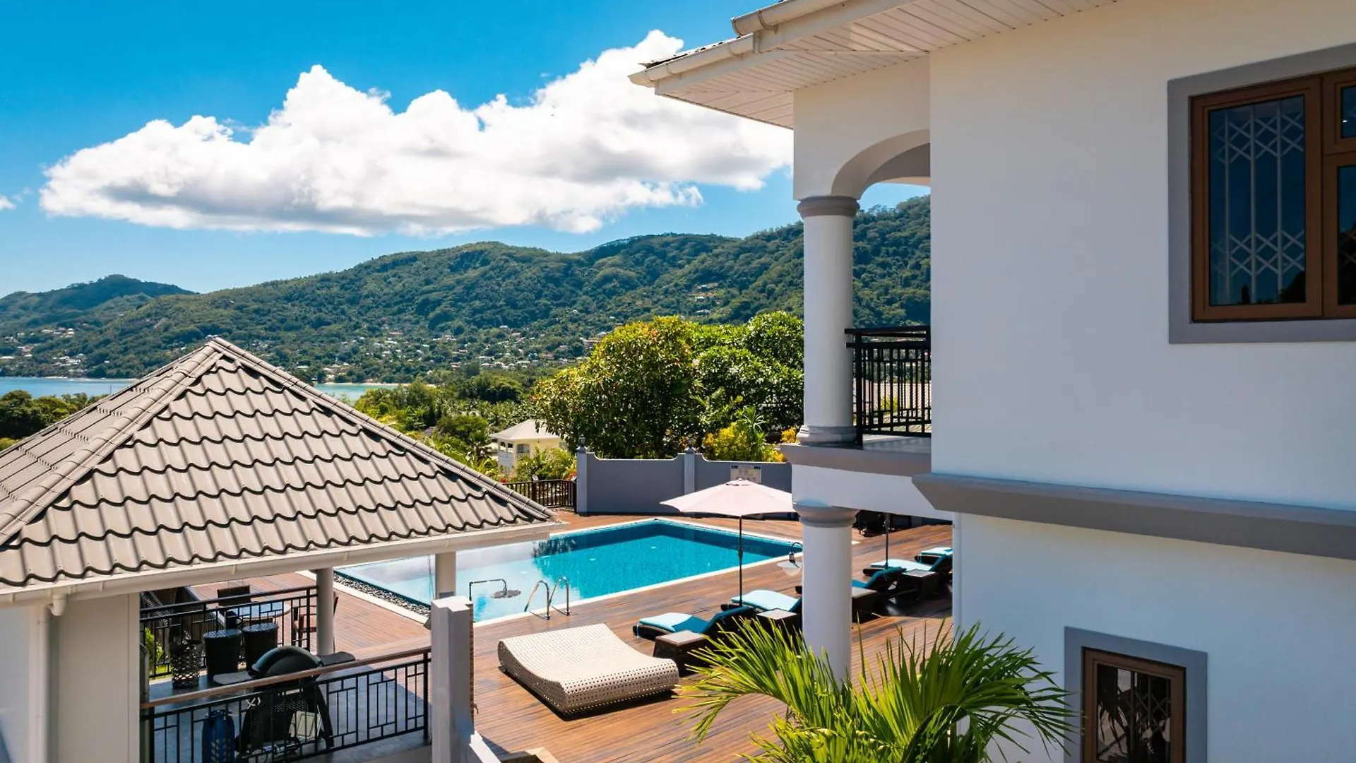D'Offay Seaview Apartments Beau Vallon  Seychellerna