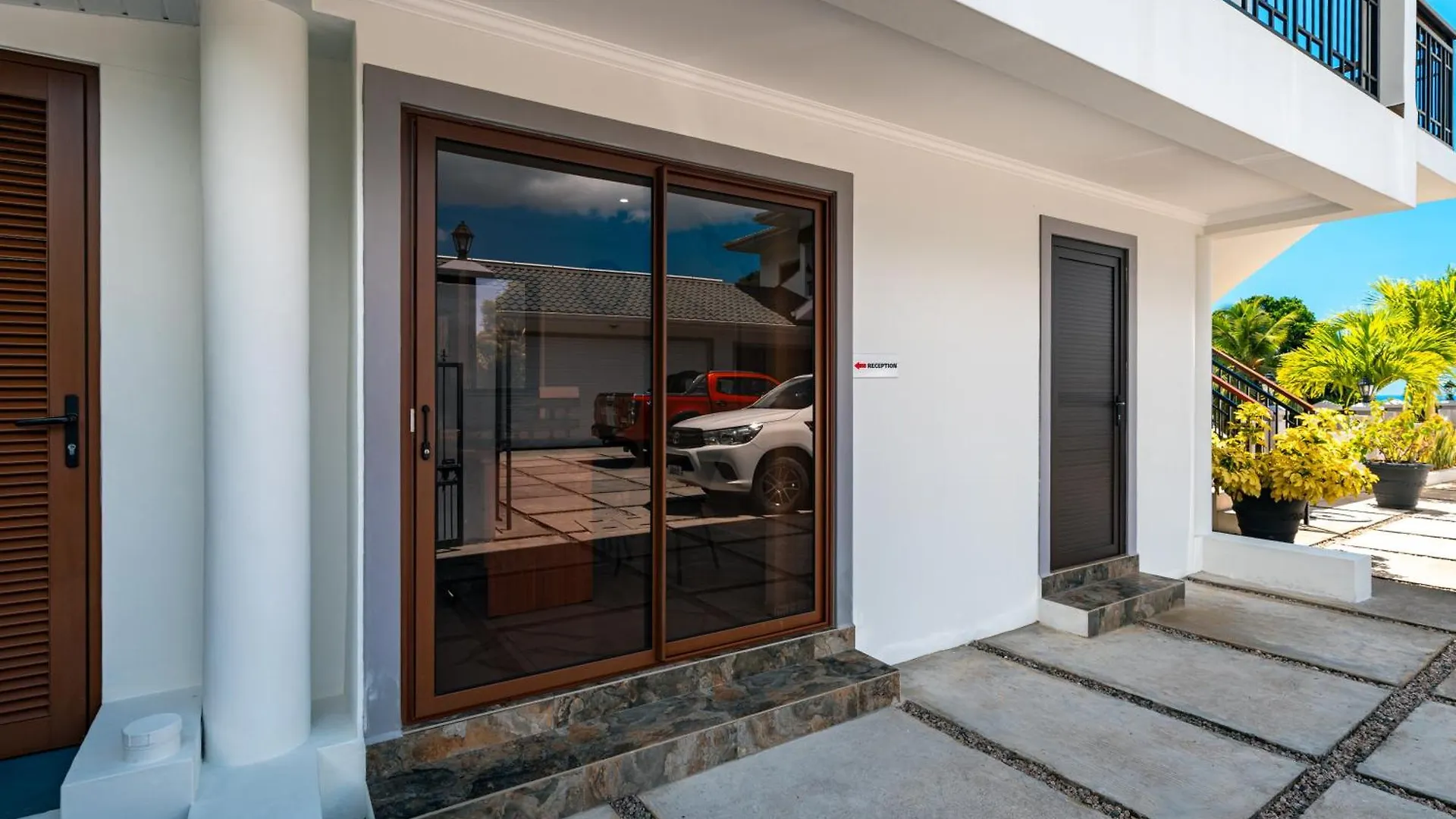 D'Offay Seaview Apartments Beau Vallon