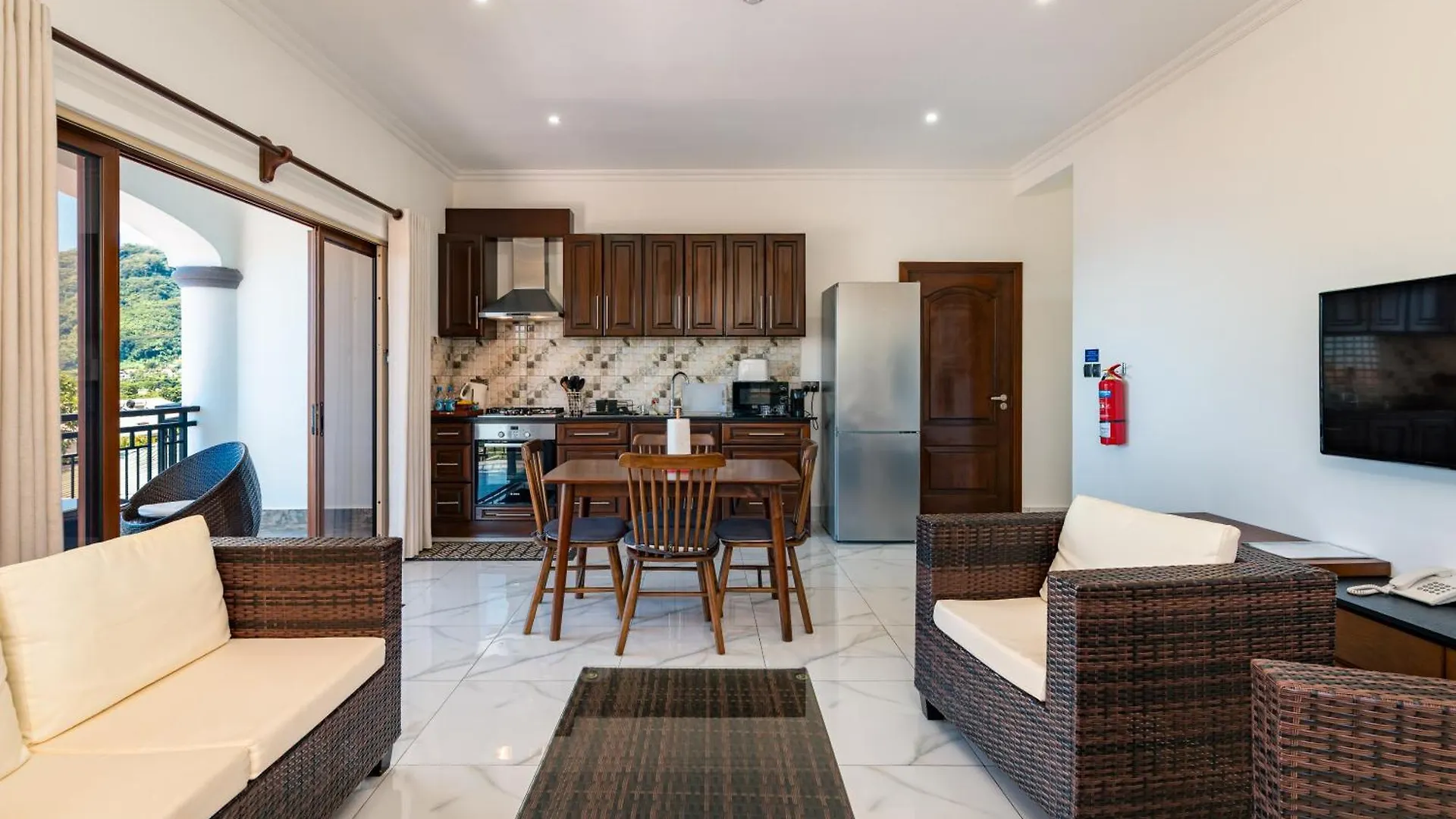 D'Offay Seaview Apartments Beau Vallon  0*, Beau Vallon (Mahe)
