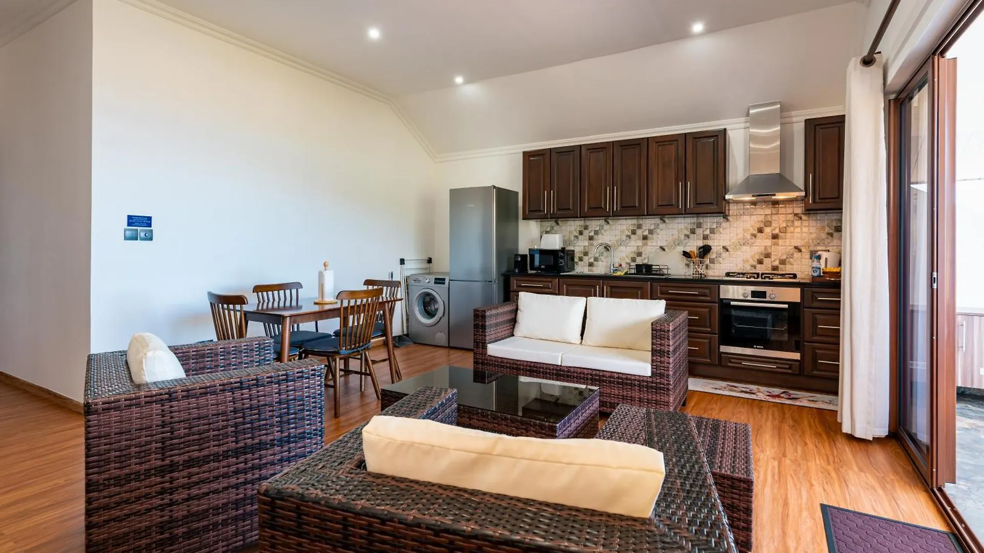 D'Offay Seaview Apartments Beau Vallon