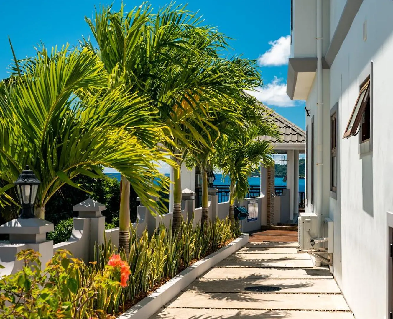 D'Offay Seaview Apartments Beau Vallon   Beau Vallon (Mahe)