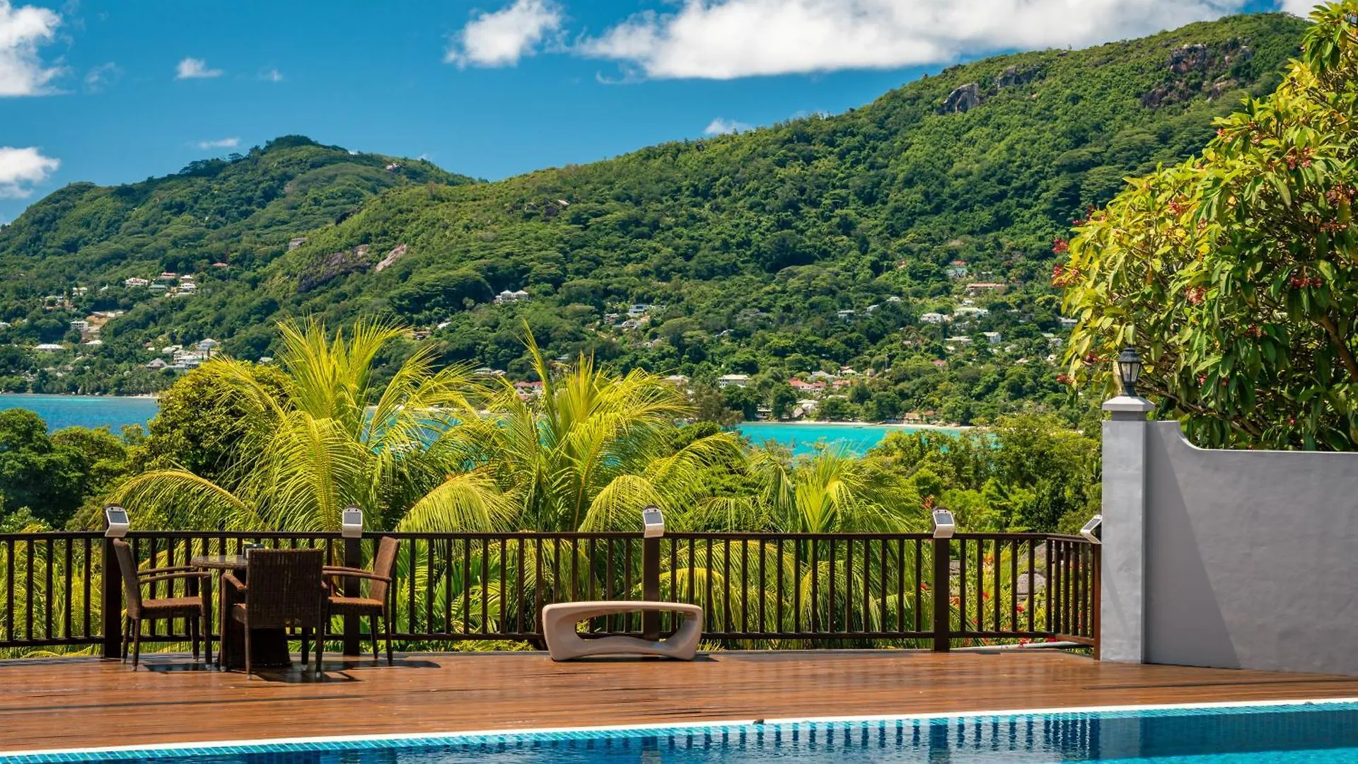 D'Offay Seaview Apartments Beau Vallon