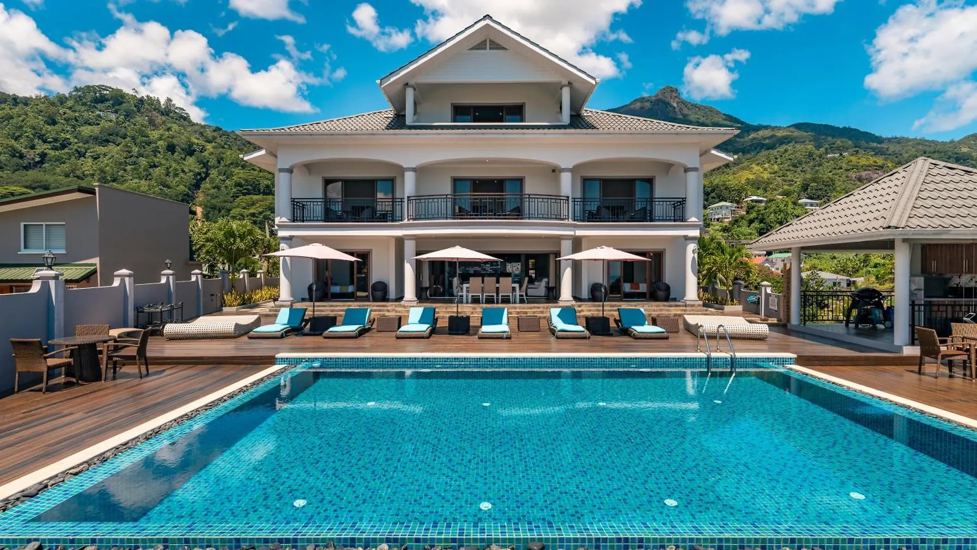D'Offay Seaview Apartments Beau Vallon