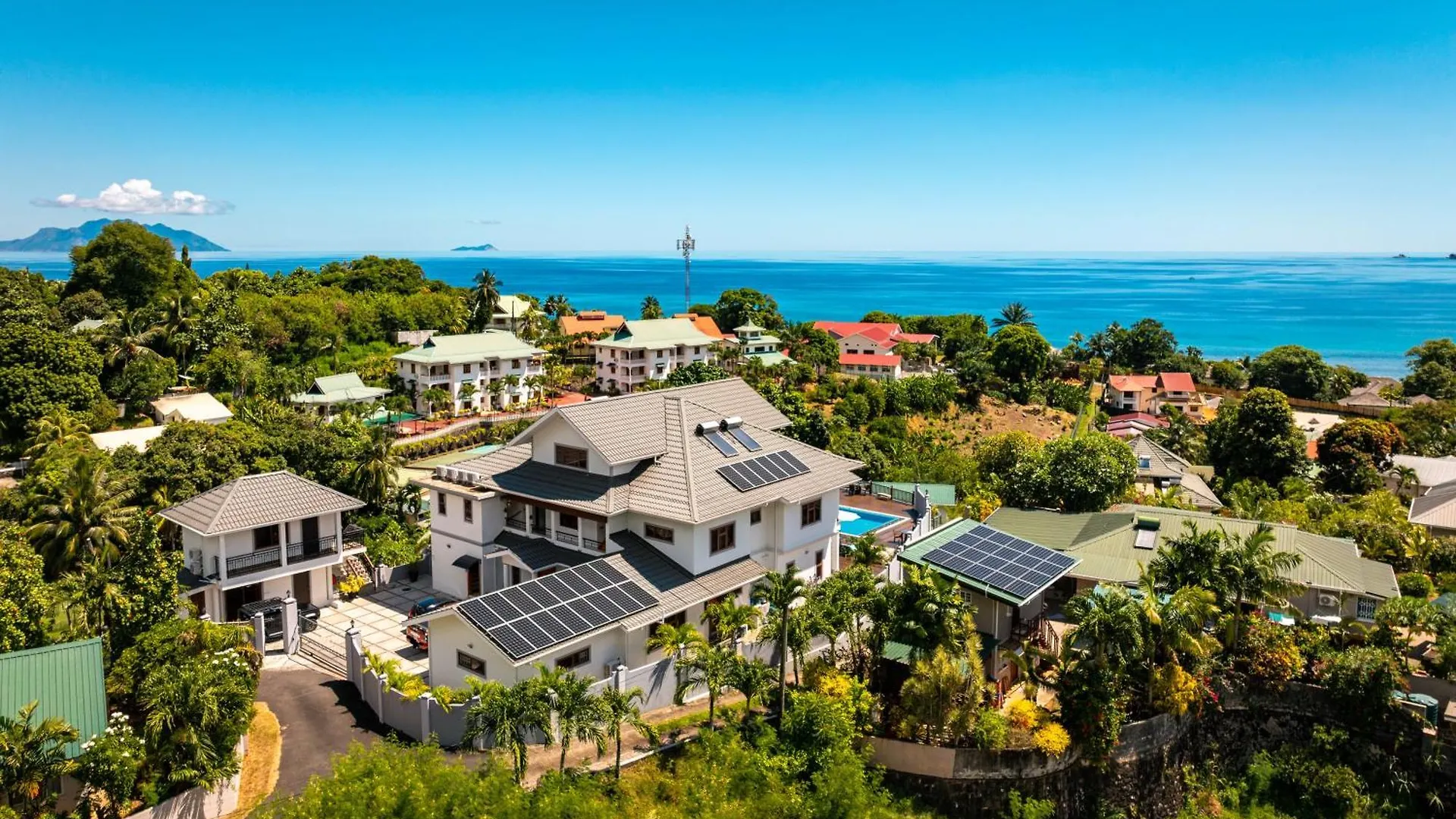 D'Offay Seaview Apartments Beau Vallon  Seychelles